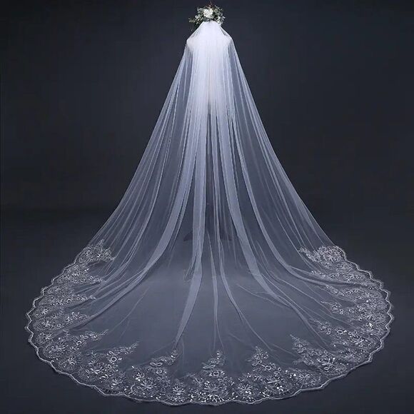 Garricks Designs White Bridal Veil main image 4